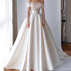 The new host of colored gauze wedding dress